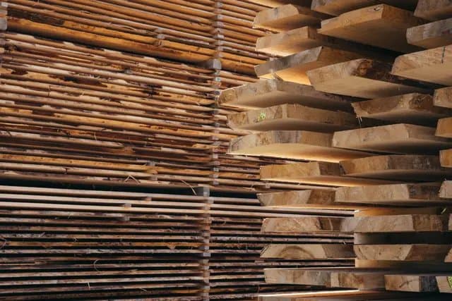 Restpartijen in het aanbod van JIP-Hout